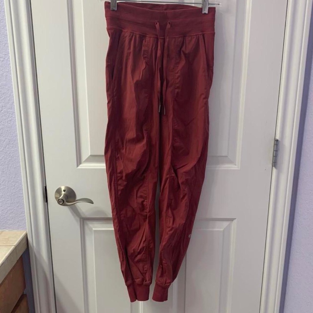 lululemon dance studio joggers